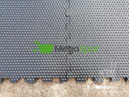 Stallmatten im Puzzle-System Liegematte kaufen ideale Pferdematten für Stall und Box