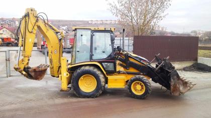 2005 CATERPILLAR 428D - VERKAUFEN 23800 EUR
